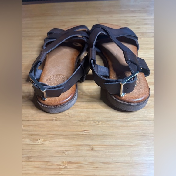 NWOB Penelope Childers- Buttercup Sandals in Color Bitter Chocolate. Size EU 36 - Picture 10 of 11